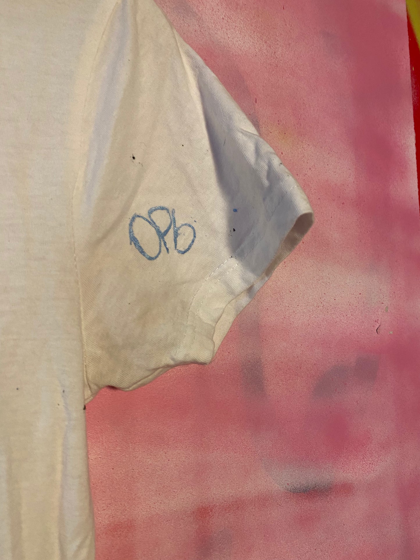 WHITE & BLUE TEE