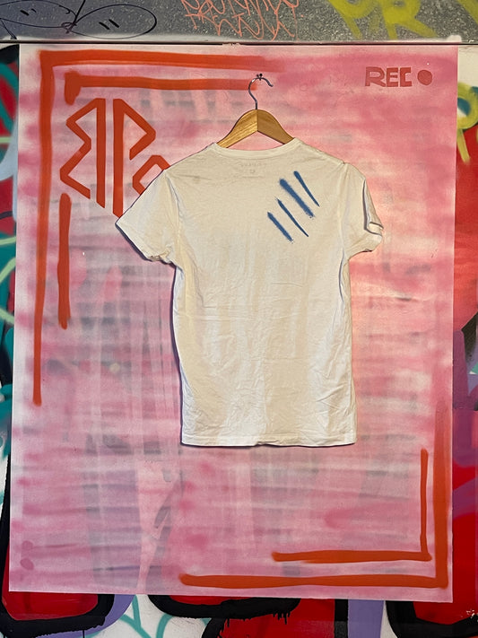 WHITE & BLUE TEE
