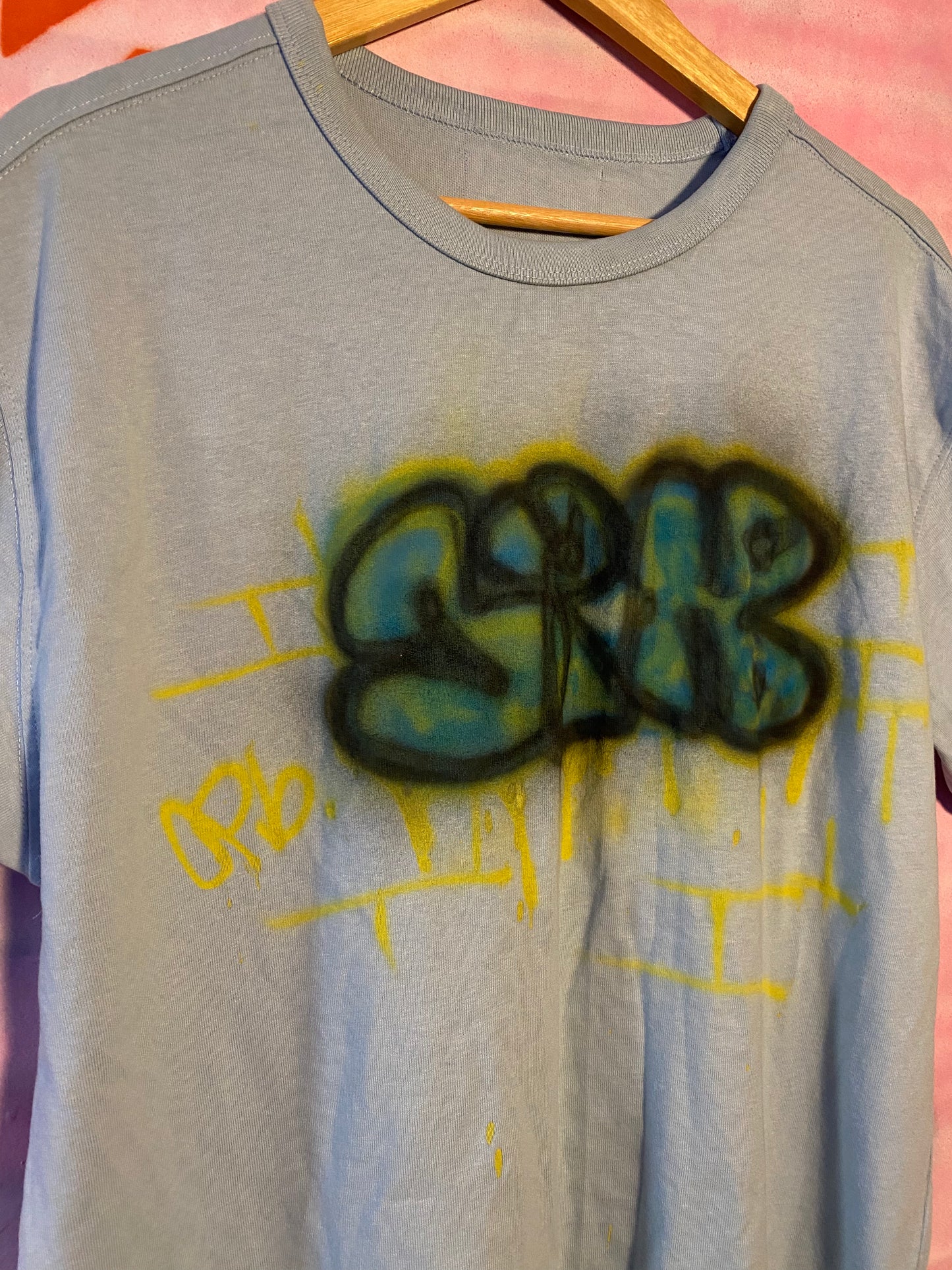 YLW & BLUE TEE